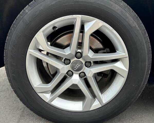Черный Ауди Ку 5, объемом двигателя 1.98 л и пробегом 149 тыс. км за 25600 $, фото 6 на Automoto.ua
