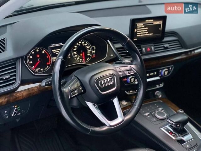 Чорний Ауді Ку 5, об'ємом двигуна 2 л та пробігом 146 тис. км за 23990 $, фото 23 на Automoto.ua