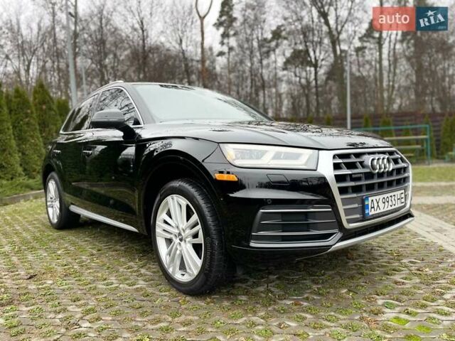 Чорний Ауді Ку 5, об'ємом двигуна 2 л та пробігом 65 тис. км за 29800 $, фото 6 на Automoto.ua