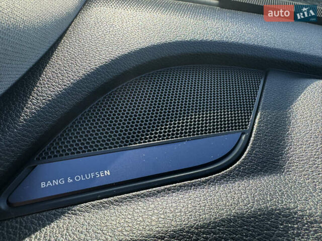 Чорний Ауді Ку 5, об'ємом двигуна 2 л та пробігом 151 тис. км за 23400 $, фото 39 на Automoto.ua