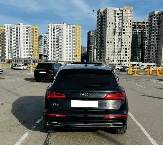 Чорний Ауді Ку 5, об'ємом двигуна 2 л та пробігом 89 тис. км за 15100 $, фото 2 на Automoto.ua