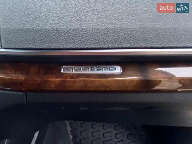 Чорний Ауді Ку 5, об'ємом двигуна 1.98 л та пробігом 266 тис. км за 20999 $, фото 28 на Automoto.ua