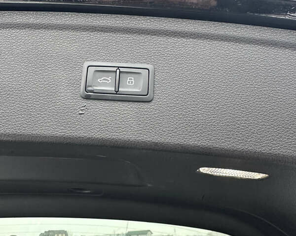 Черный Ауди Ку 5, объемом двигателя 1.98 л и пробегом 76 тыс. км за 25000 $, фото 31 на Automoto.ua