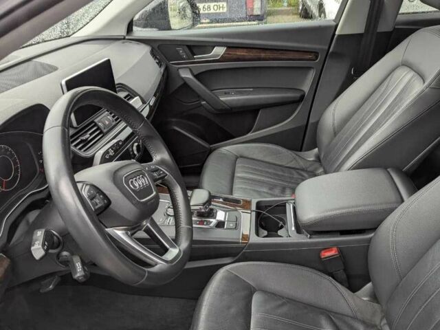 Чорний Ауді Ку 5, об'ємом двигуна 1.98 л та пробігом 75 тис. км за 27500 $, фото 12 на Automoto.ua