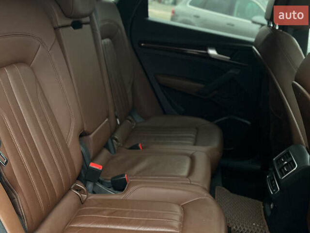 Черный Ауди Ку 5, объемом двигателя 1.98 л и пробегом 160 тыс. км за 26100 $, фото 24 на Automoto.ua