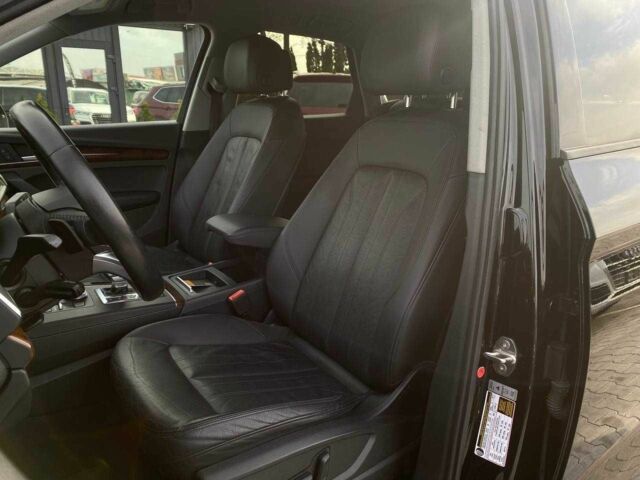 Черный Ауди Ку 5, объемом двигателя 2 л и пробегом 148 тыс. км за 23990 $, фото 12 на Automoto.ua