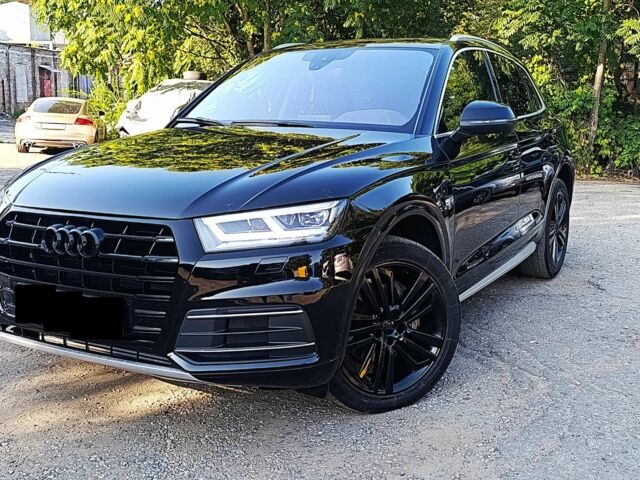 Чорний Ауді Ку 5, об'ємом двигуна 2 л та пробігом 85 тис. км за 25900 $, фото 7 на Automoto.ua