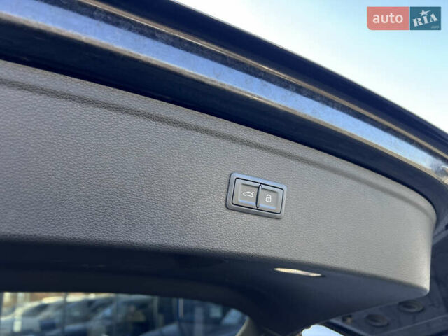 Черный Ауди Ку 5, объемом двигателя 2 л и пробегом 173 тыс. км за 23990 $, фото 51 на Automoto.ua