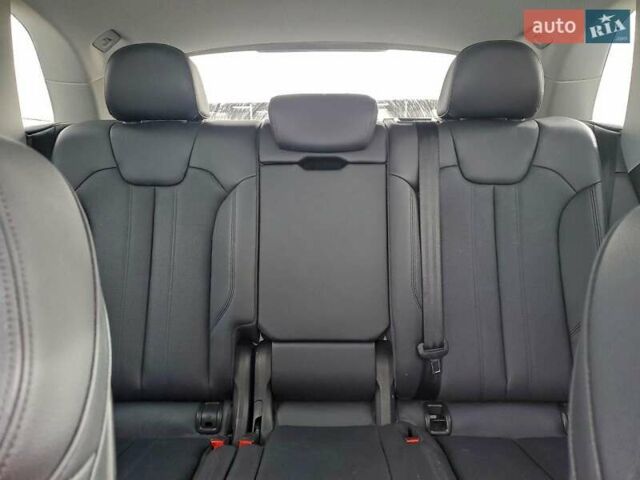 Черный Ауди Ку 5, объемом двигателя 1.98 л и пробегом 131 тыс. км за 6100 $, фото 10 на Automoto.ua