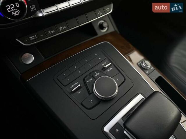 Чорний Ауді Ку 5, об'ємом двигуна 2 л та пробігом 148 тис. км за 23990 $, фото 45 на Automoto.ua