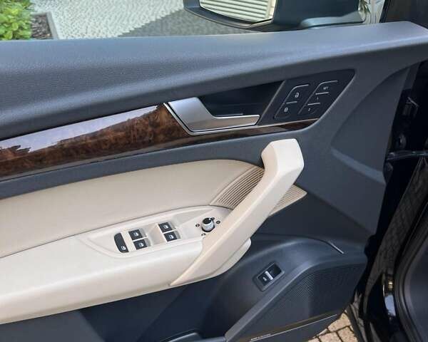 Черный Ауди Ку 5, объемом двигателя 1.98 л и пробегом 135 тыс. км за 29400 $, фото 22 на Automoto.ua