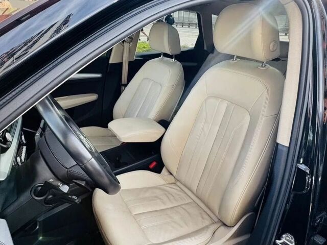 Чорний Ауді Ку 5, об'ємом двигуна 2 л та пробігом 89 тис. км за 15100 $, фото 13 на Automoto.ua