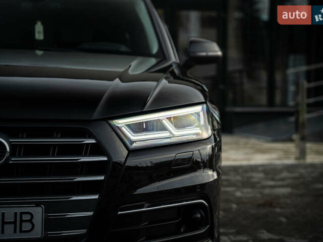 Черный Ауди Ку 5, объемом двигателя 1.98 л и пробегом 87 тыс. км за 28800 $, фото 5 на Automoto.ua