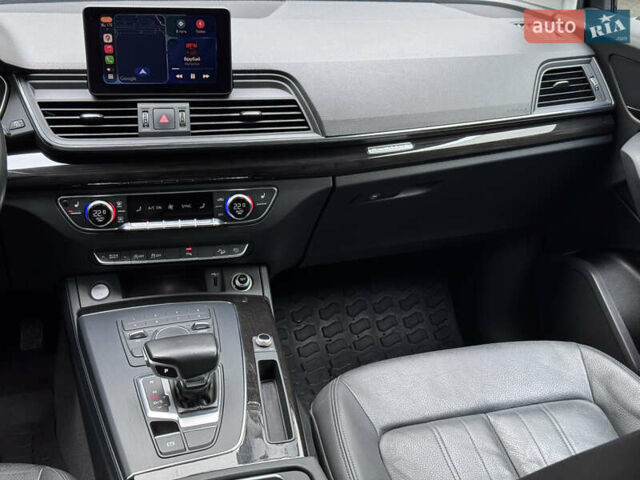 Чорний Ауді Ку 5, об'ємом двигуна 2 л та пробігом 75 тис. км за 24500 $, фото 12 на Automoto.ua