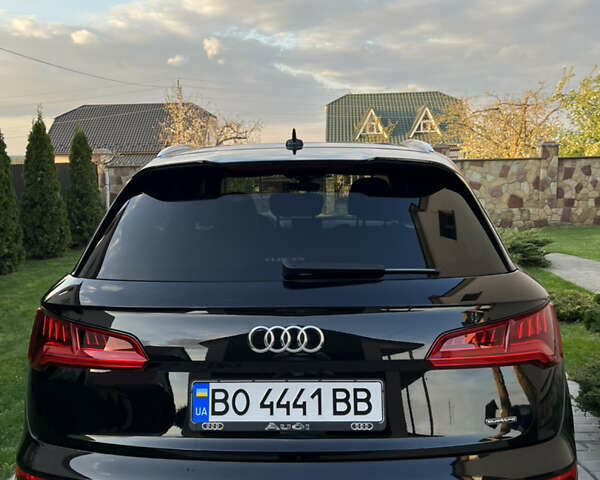 Черный Ауди Ку 5, объемом двигателя 1.97 л и пробегом 96 тыс. км за 39900 $, фото 9 на Automoto.ua