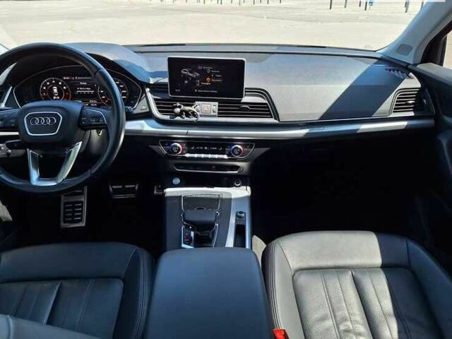 Черный Ауди Ку 5, объемом двигателя 2 л и пробегом 109 тыс. км за 21800 $, фото 12 на Automoto.ua
