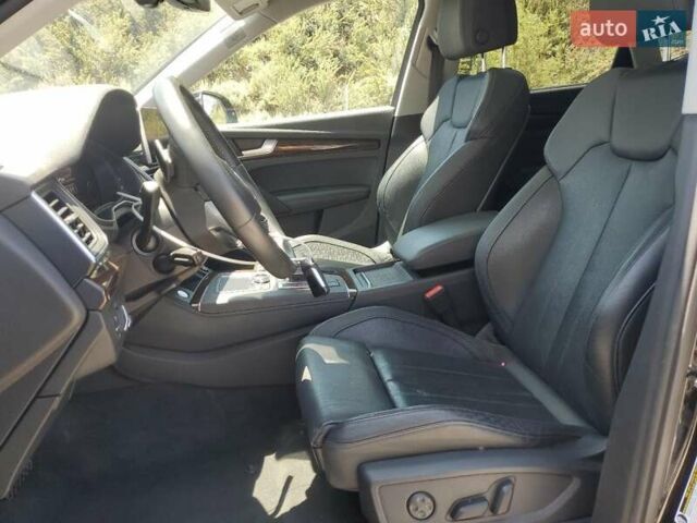 Черный Ауди Ку 5, объемом двигателя 2 л и пробегом 57 тыс. км за 9300 $, фото 6 на Automoto.ua