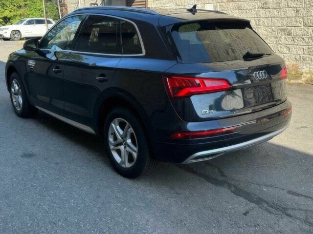 Чорний Ауді Ку 5, об'ємом двигуна 2 л та пробігом 38 тис. км за 15000 $, фото 3 на Automoto.ua