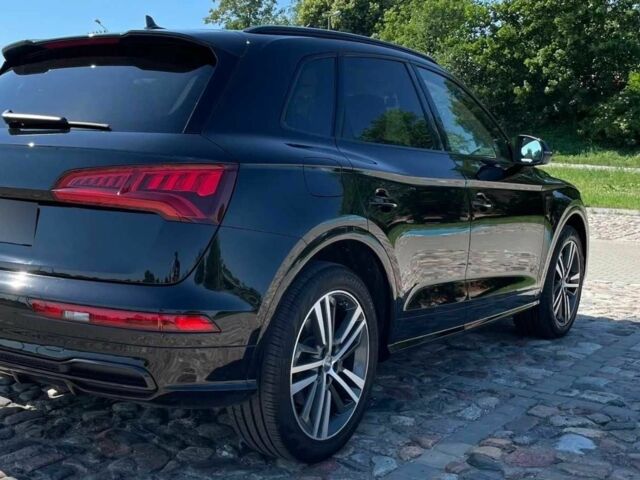 Черный Ауди Ку 5, объемом двигателя 2 л и пробегом 96 тыс. км за 15000 $, фото 1 на Automoto.ua