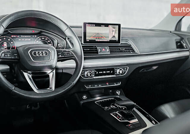 Черный Ауди Ку 5, объемом двигателя 1.98 л и пробегом 68 тыс. км за 28800 $, фото 40 на Automoto.ua