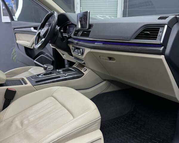 Чорний Ауді Ку 5, об'ємом двигуна 1.98 л та пробігом 99 тис. км за 28500 $, фото 35 на Automoto.ua