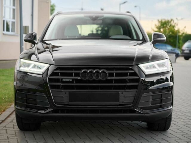 Черный Ауди Ку 5, объемом двигателя 2 л и пробегом 50 тыс. км за 25000 $, фото 1 на Automoto.ua