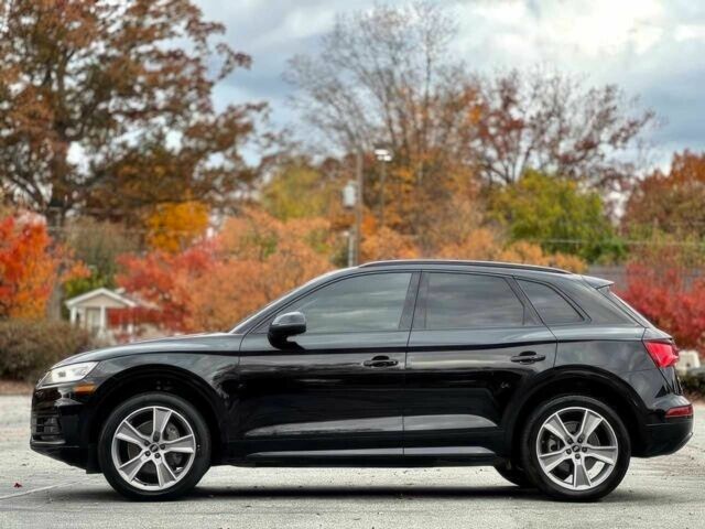 Черный Ауди Ку 5, объемом двигателя 2 л и пробегом 35 тыс. км за 7200 $, фото 4 на Automoto.ua