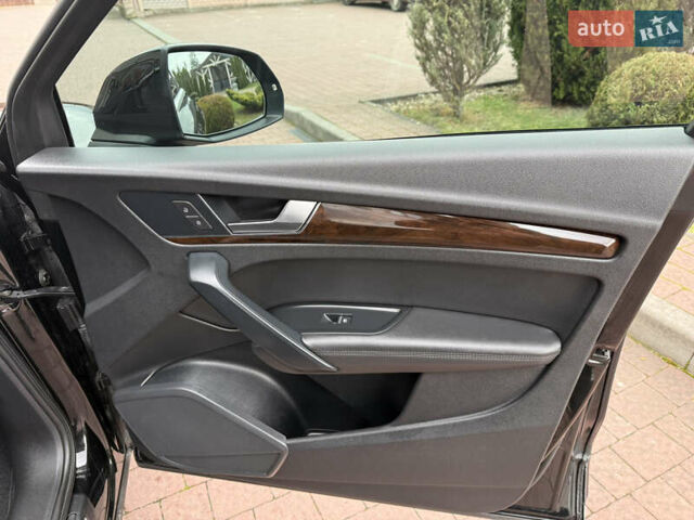 Черный Ауди Ку 5, объемом двигателя 2 л и пробегом 143 тыс. км за 25300 $, фото 66 на Automoto.ua