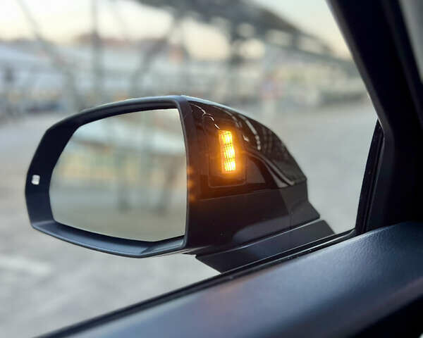 Черный Ауди Ку 5, объемом двигателя 1.98 л и пробегом 112 тыс. км за 27000 $, фото 31 на Automoto.ua