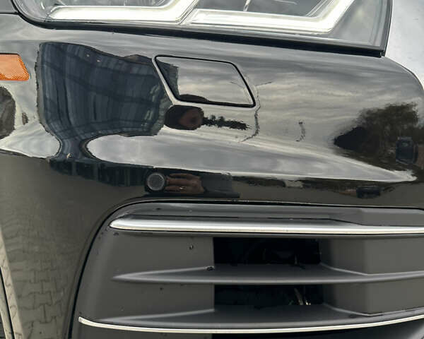 Черный Ауди Ку 5, объемом двигателя 2 л и пробегом 200 тыс. км за 19200 $, фото 26 на Automoto.ua