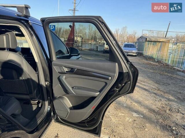Черный Ауди Ку 5, объемом двигателя 1.98 л и пробегом 106 тыс. км за 21800 $, фото 16 на Automoto.ua