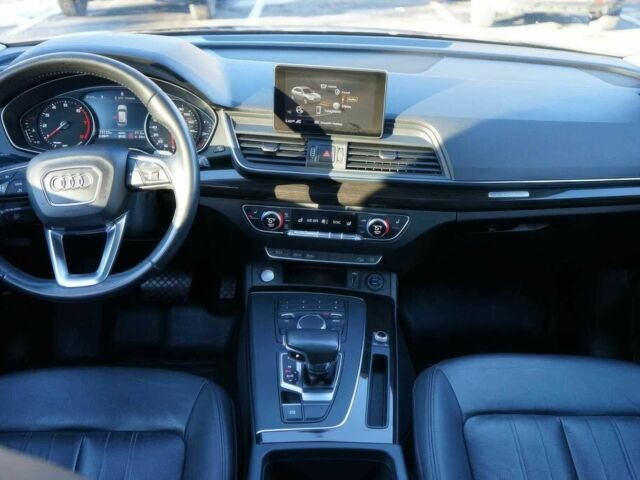 Чорний Ауді Ку 5, об'ємом двигуна 2 л та пробігом 50 тис. км за 8200 $, фото 7 на Automoto.ua