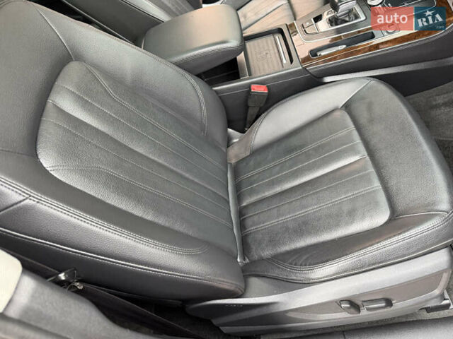 Черный Ауди Ку 5, объемом двигателя 2 л и пробегом 143 тыс. км за 25300 $, фото 103 на Automoto.ua