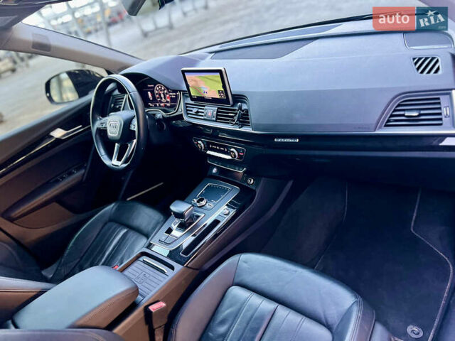 Черный Ауди Ку 5, объемом двигателя 1.98 л и пробегом 112 тыс. км за 27000 $, фото 21 на Automoto.ua