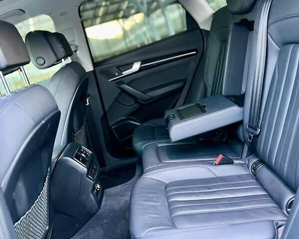 Черный Ауди Ку 5, объемом двигателя 1.98 л и пробегом 112 тыс. км за 27000 $, фото 32 на Automoto.ua