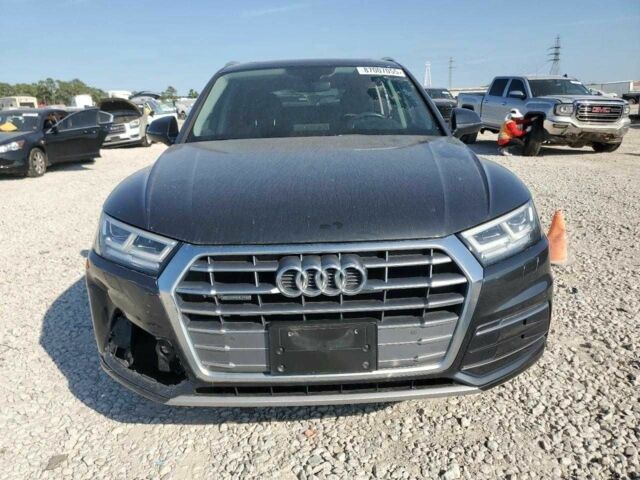 Чорний Ауді Ку 5, об'ємом двигуна 2 л та пробігом 86 тис. км за 9000 $, фото 2 на Automoto.ua