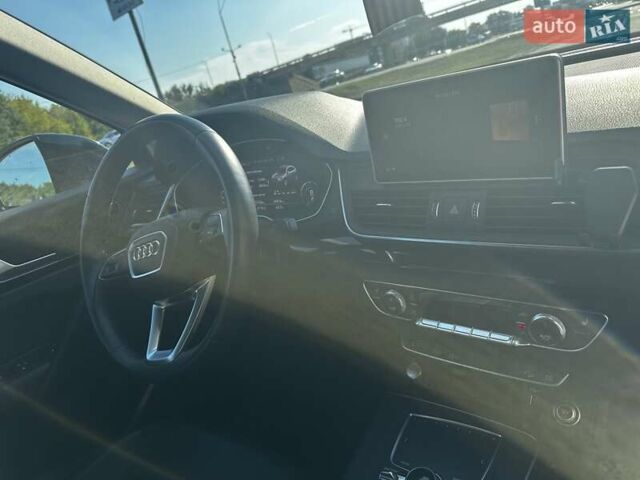 Чорний Ауді Ку 5, об'ємом двигуна 2 л та пробігом 73 тис. км за 25000 $, фото 20 на Automoto.ua