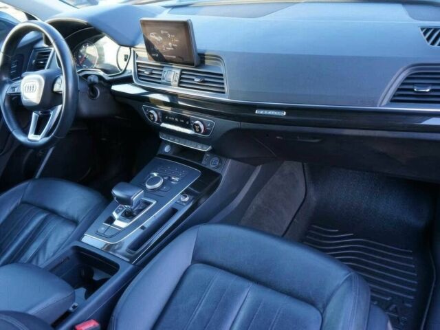 Чорний Ауді Ку 5, об'ємом двигуна 2 л та пробігом 50 тис. км за 8200 $, фото 9 на Automoto.ua