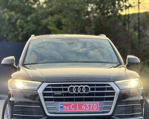 Чорний Ауді Ку 5, об'ємом двигуна 0 л та пробігом 180 тис. км за 25000 $, фото 2 на Automoto.ua