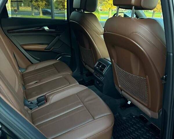 Черный Ауди Ку 5, объемом двигателя 1.98 л и пробегом 126 тыс. км за 29350 $, фото 28 на Automoto.ua