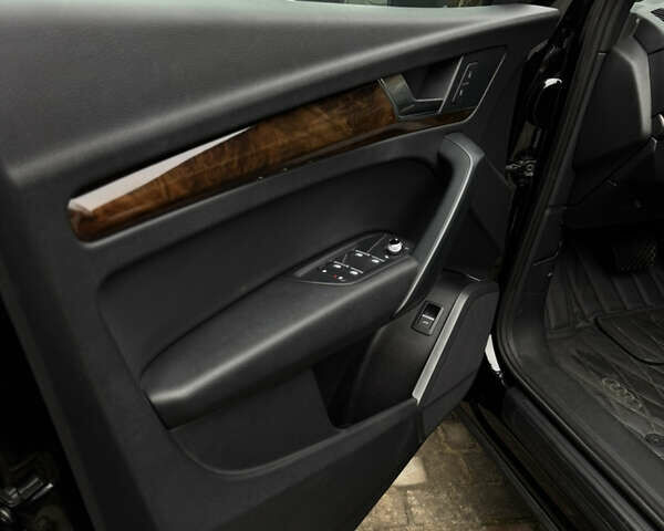 Черный Ауди Ку 5, объемом двигателя 1.98 л и пробегом 100 тыс. км за 25000 $, фото 24 на Automoto.ua