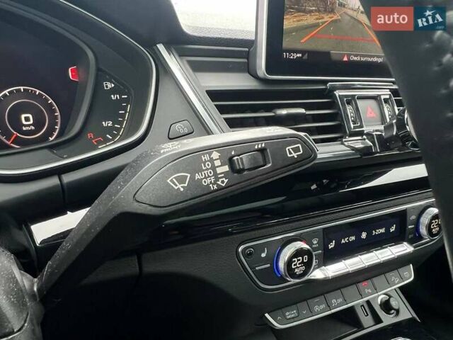 Чорний Ауді Ку 5, об'ємом двигуна 1.98 л та пробігом 44 тис. км за 36990 $, фото 18 на Automoto.ua