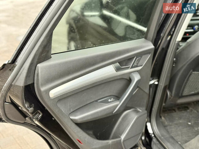 Чорний Ауді Ку 5, об'ємом двигуна 1.98 л та пробігом 179 тис. км за 17200 $, фото 9 на Automoto.ua