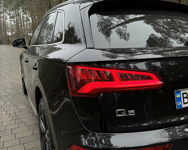 Черный Ауди Ку 5, объемом двигателя 1.98 л и пробегом 100 тыс. км за 25000 $, фото 7 на Automoto.ua