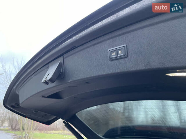 Чорний Ауді Ку 5, об'ємом двигуна 2 л та пробігом 154 тис. км за 17500 $, фото 13 на Automoto.ua