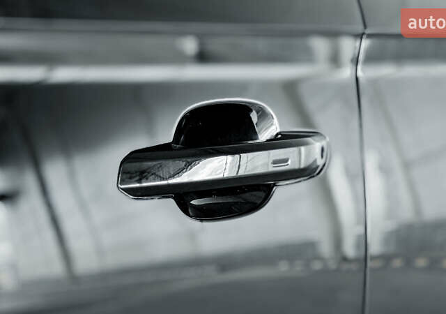 Черный Ауди Ку 5, объемом двигателя 1.98 л и пробегом 68 тыс. км за 28800 $, фото 17 на Automoto.ua