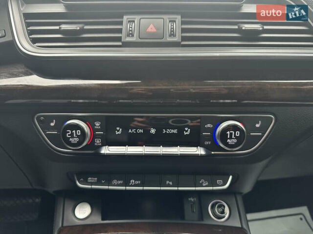 Чорний Ауді Ку 5, об'ємом двигуна 1.98 л та пробігом 87 тис. км за 26900 $, фото 66 на Automoto.ua