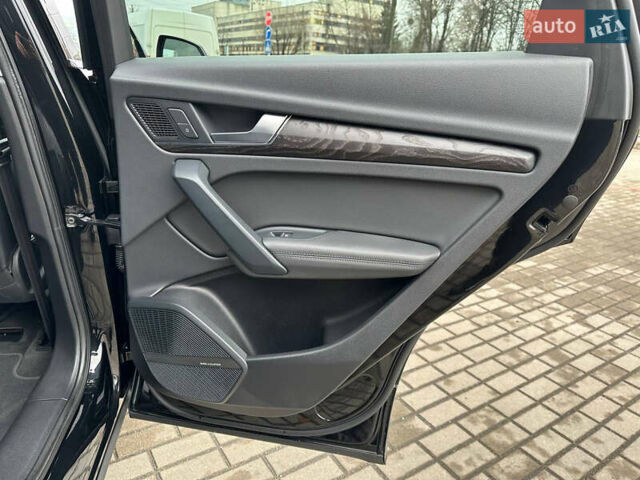 Черный Ауди Ку 5, объемом двигателя 1.98 л и пробегом 96 тыс. км за 33900 $, фото 22 на Automoto.ua