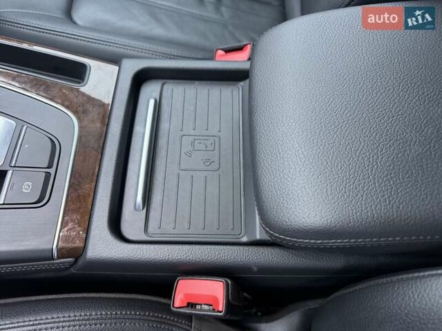 Черный Ауди Ку 5, объемом двигателя 1.98 л и пробегом 86 тыс. км за 28900 $, фото 77 на Automoto.ua