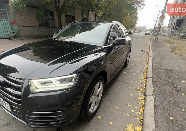 Черный Ауди Ку 5, объемом двигателя 1.98 л и пробегом 81 тыс. км за 28000 $, фото 8 на Automoto.ua